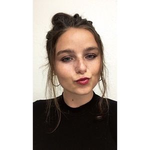 Meet your Posher, Haley